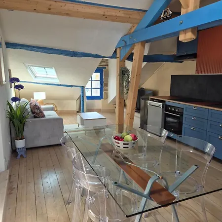 L'ancre Bleue, Beautiful On The Harbor Appartement *